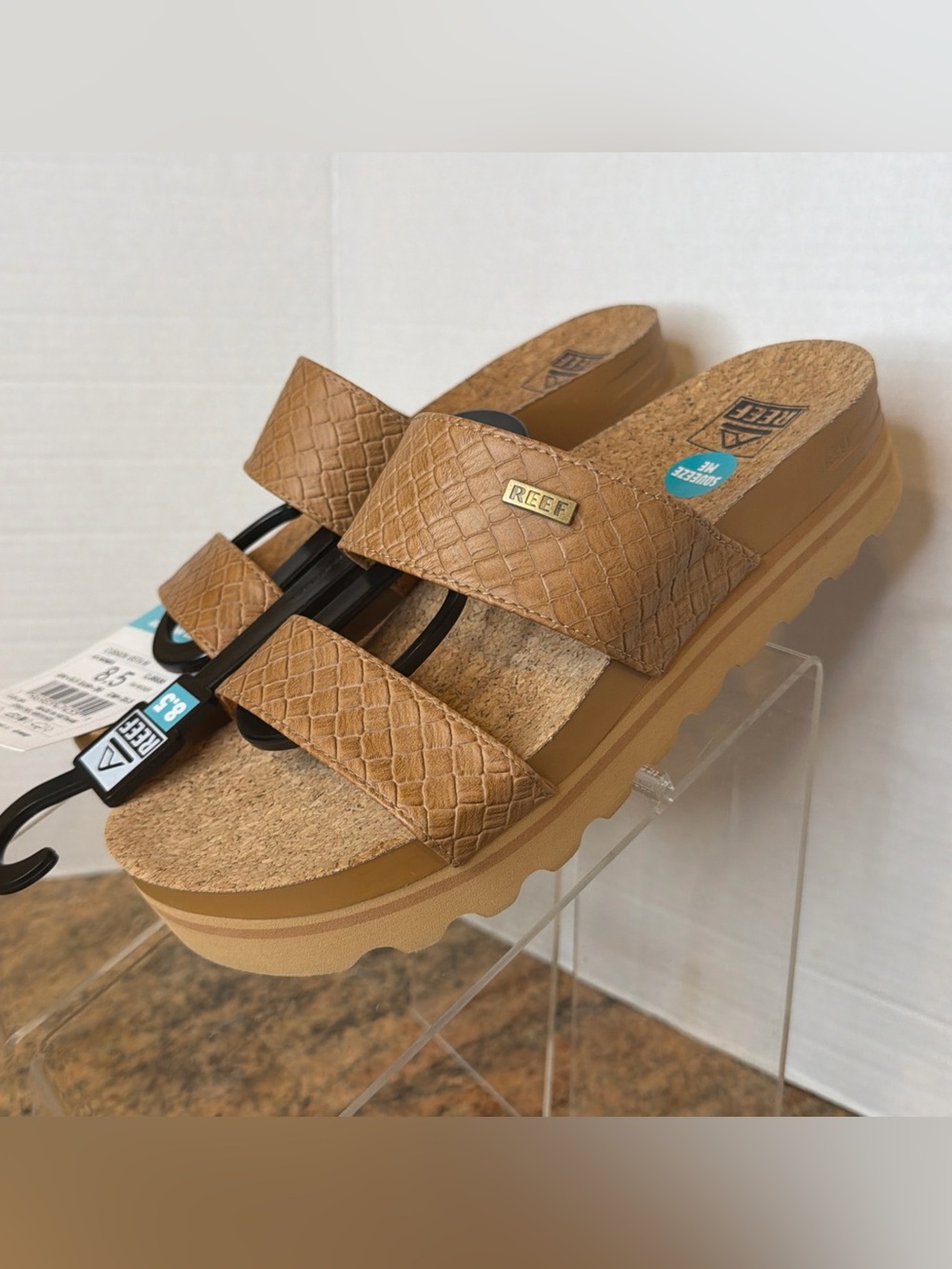 Reef Women's Cushion Vista HI Sandal Tan Wicker Size 8.5 CJ5930 NWT